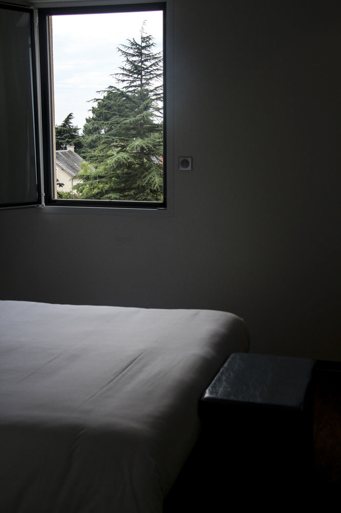 H24 Hotel Λε Μανς Εξωτερικό φωτογραφία