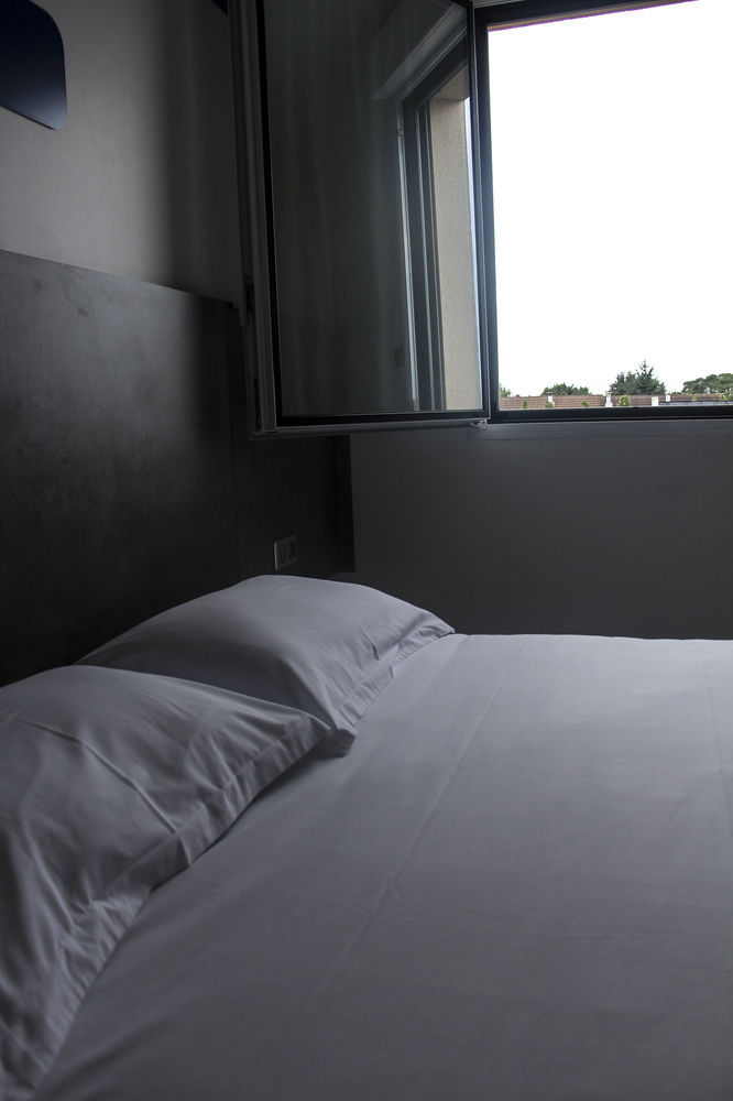 H24 Hotel Λε Μανς Εξωτερικό φωτογραφία